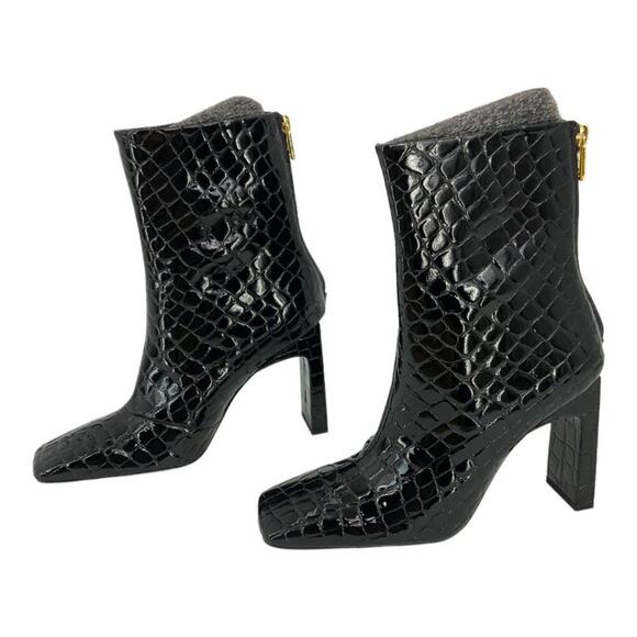 Good American Black Faux Croc Embossed Booties Size 5 NWT $249 MSRP - Picture 5 of 8